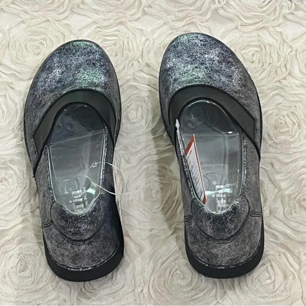 Alegria Glee professional nursing Shimmering Black Slip-On Shoes